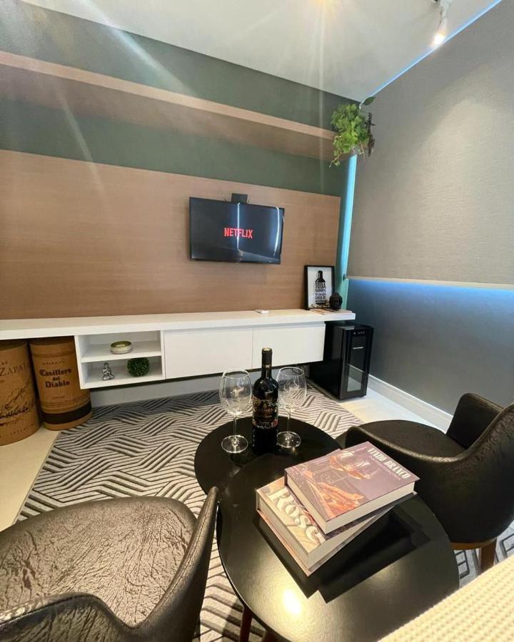 Apartamento Tematico Luxo Mundo Do Vinho! Bento Gonçalves エクステリア 写真